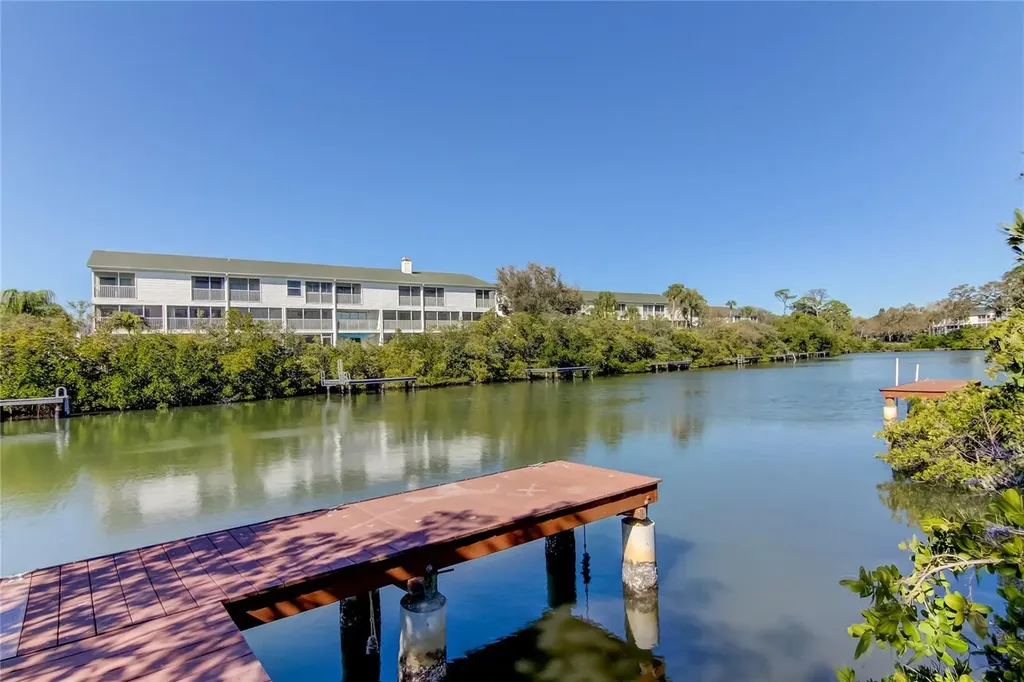 9868 Indian Key Trail Seminole FL 33776