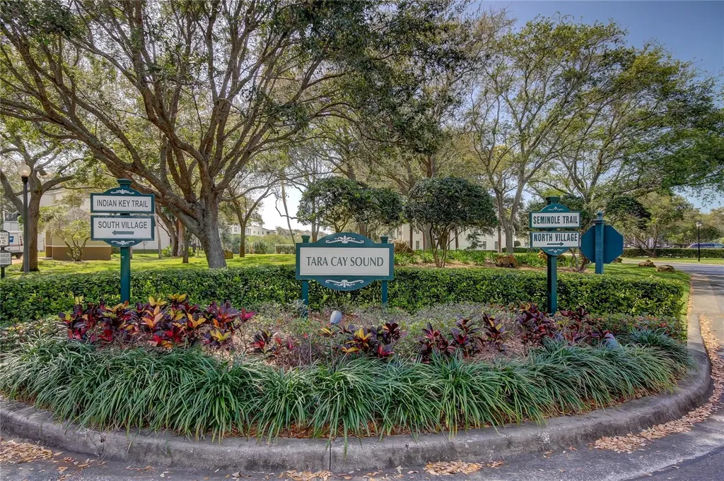 9868 Indian Key Trail Seminole FL 33776