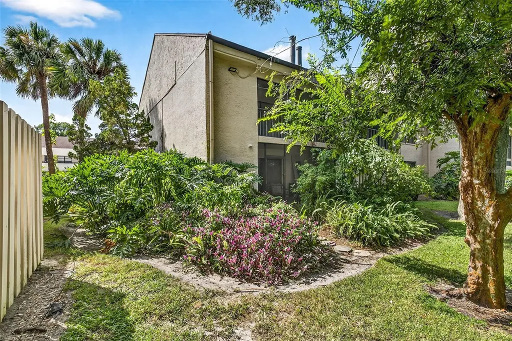 7809 Niagara Avenue Tampa FL 33617