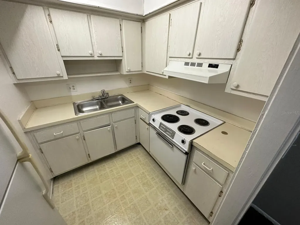 1830 Maravilla Avenue Fort Myers FL 33901