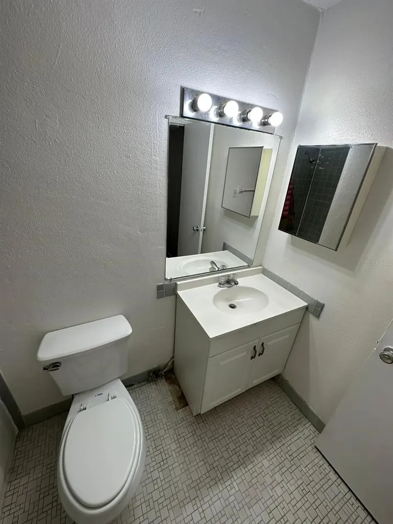 1830 Maravilla Avenue Fort Myers FL 33901