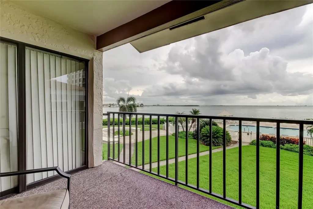 6268 Palma Del Mar Boulevard S St Petersburg FL 33715