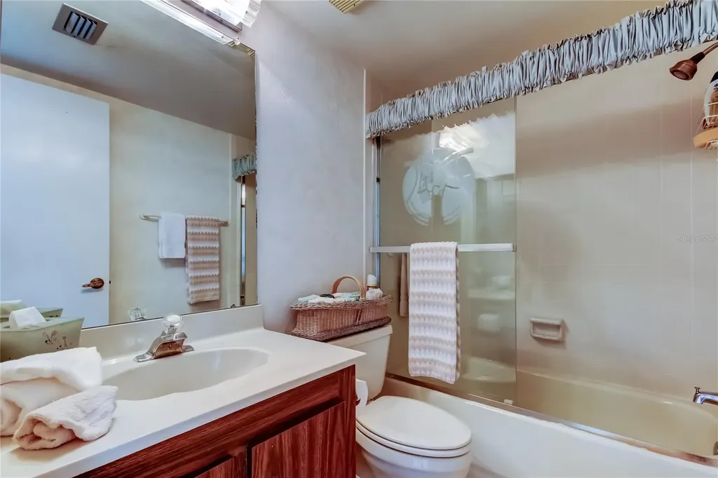 6268 Palma Del Mar Boulevard S St Petersburg FL 33715