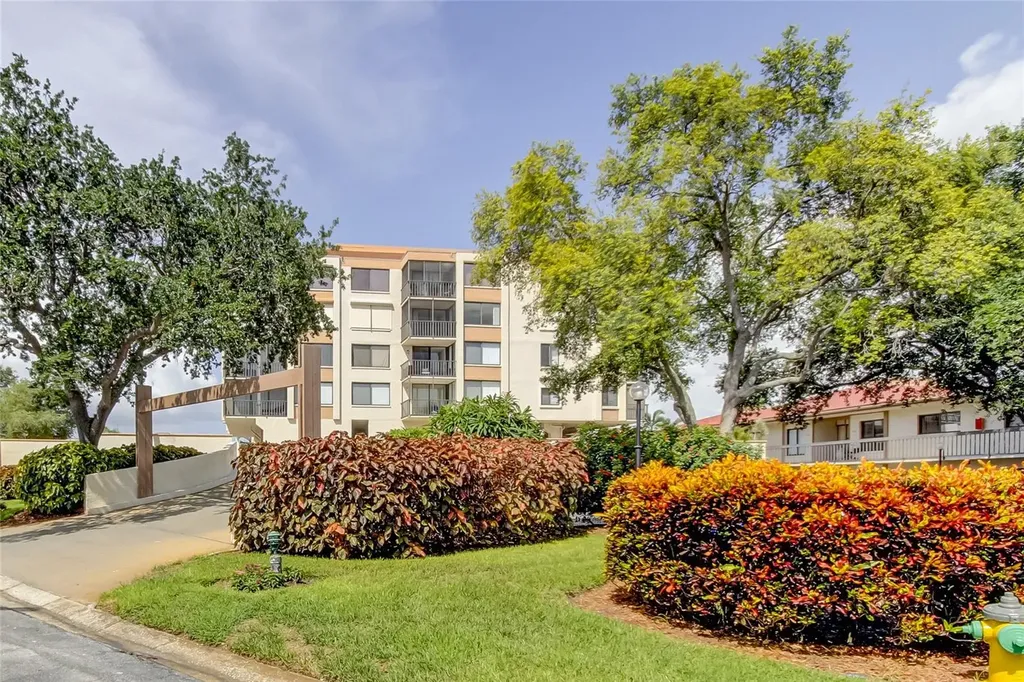 6268 Palma Del Mar Boulevard S St Petersburg FL 33715