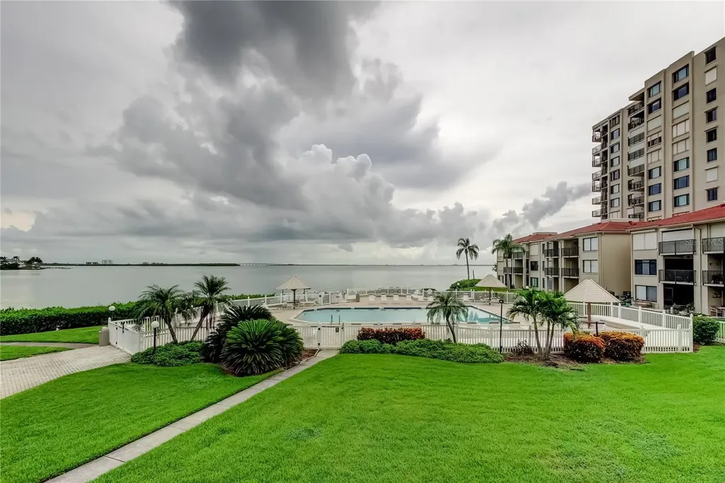 6268 Palma Del Mar Boulevard S St Petersburg FL 33715