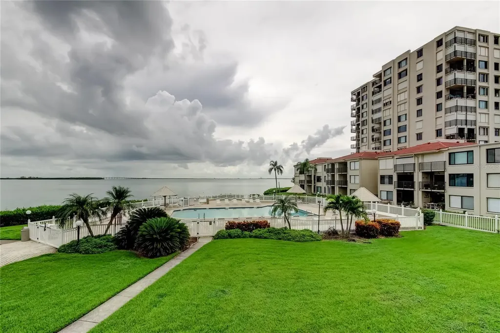 6268 Palma Del Mar Boulevard S St Petersburg FL 33715