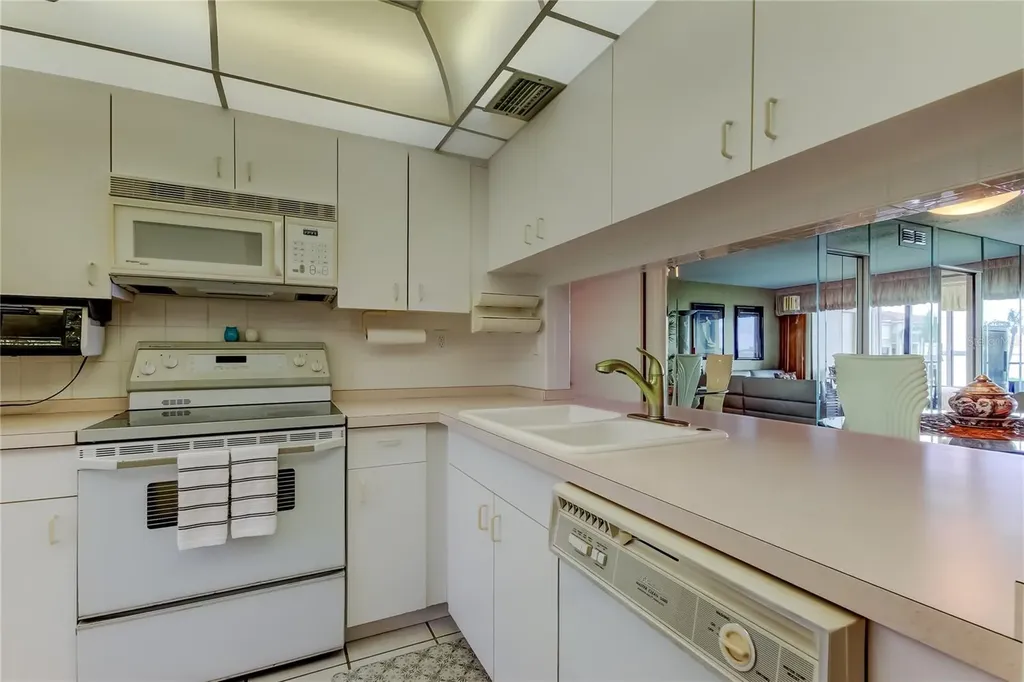6268 Palma Del Mar Boulevard S St Petersburg FL 33715