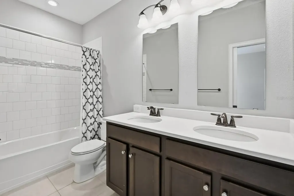 5539 70th Drive E Ellenton FL 34222