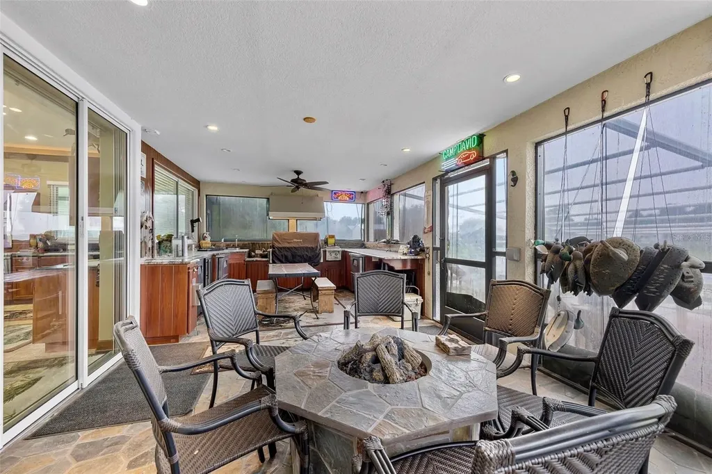 8270 Baxter Point N Mims FL 32754