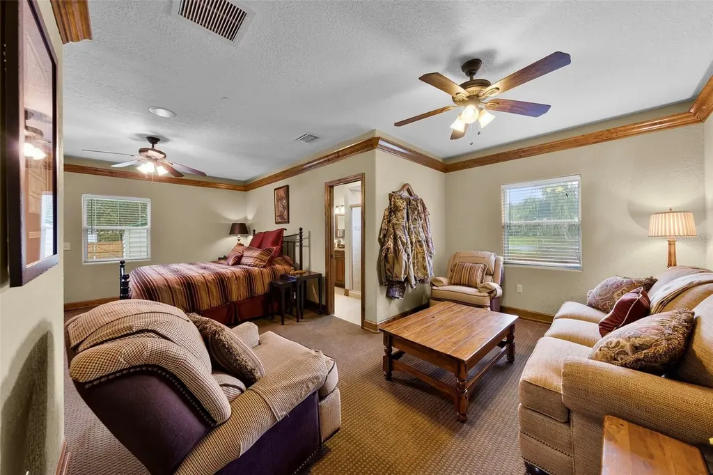 8270 Baxter Point N Mims FL 32754