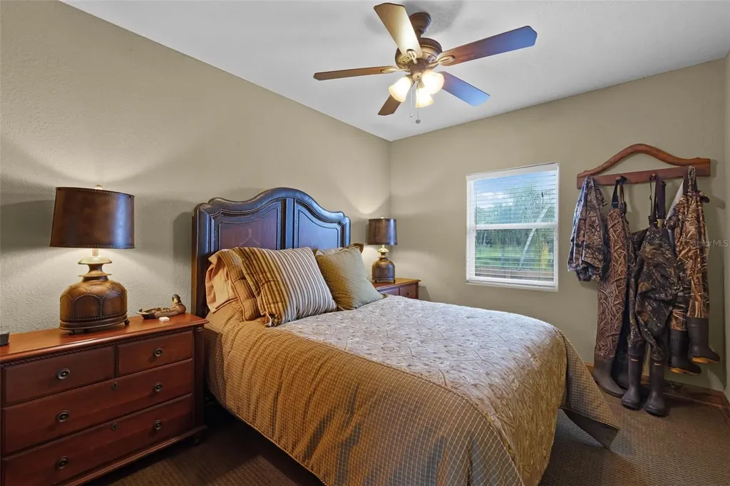 8270 Baxter Point N Mims FL 32754