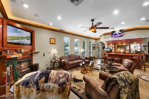 8270 Baxter Point N Mims FL 32754