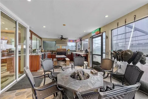8270 Baxter Point N Mims FL 32754