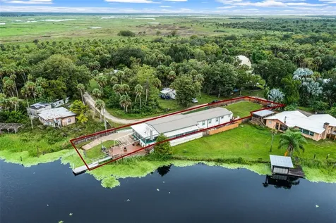 8270 Baxter Point N Mims FL 32754