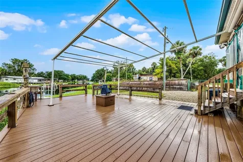 8270 Baxter Point N Mims FL 32754