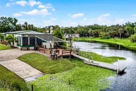 8270 Baxter Point N Mims FL 32754