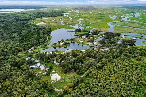 8270 Baxter Point N Mims FL 32754