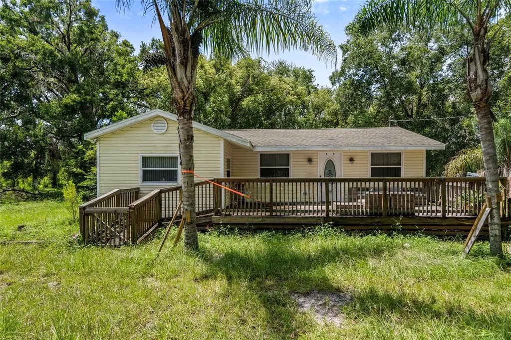 20105 Green Grass Lane Lutz FL 33558