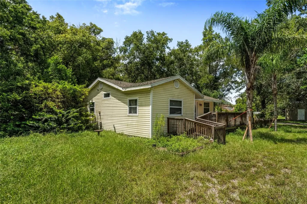 20105 Green Grass Lane Lutz FL 33558