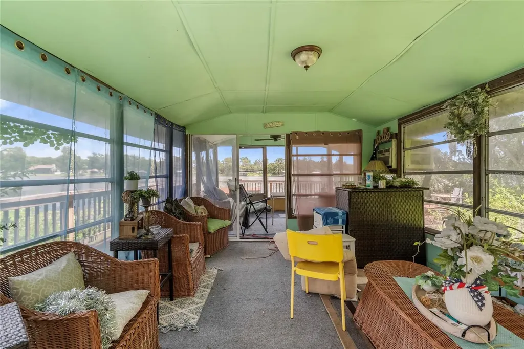 20105 Green Grass Lane Lutz FL 33558