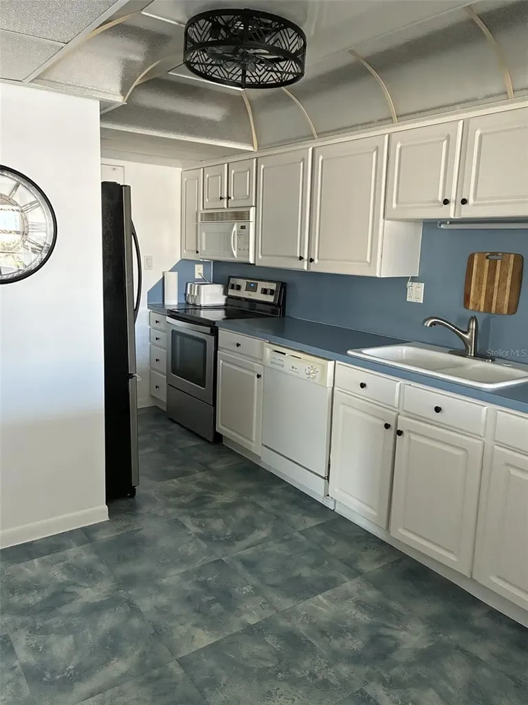 7400 Sun Island Drive S South Pasadena FL 33707