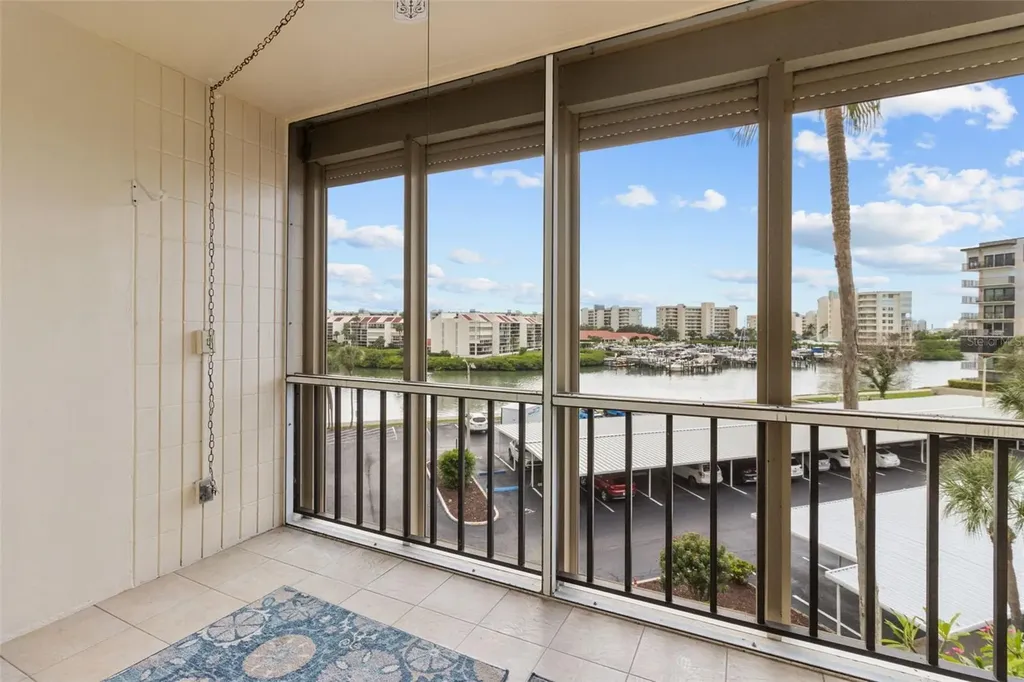 7400 Sun Island Drive S South Pasadena FL 33707