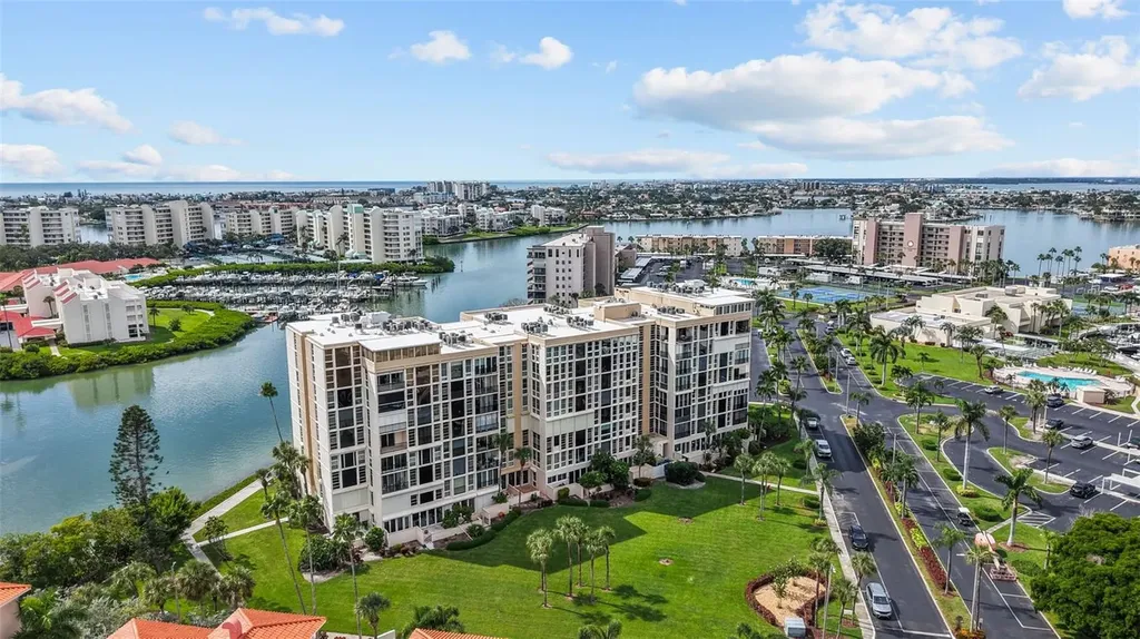 7400 Sun Island Drive S South Pasadena FL 33707