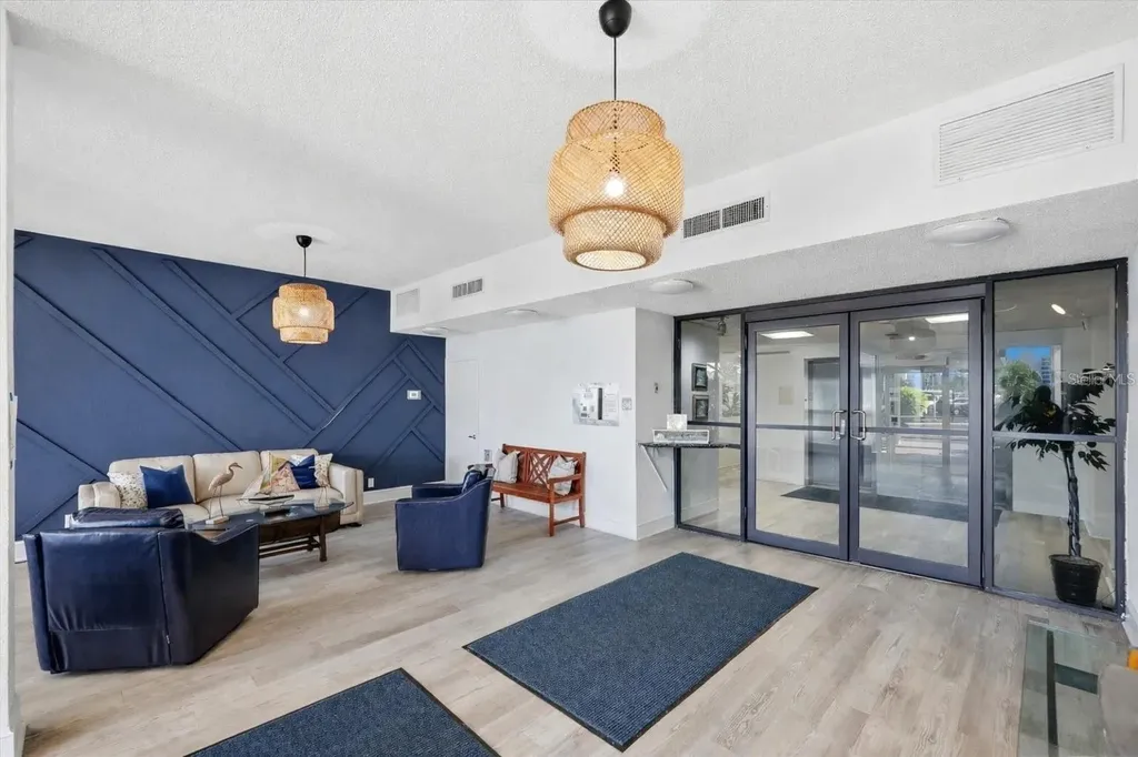7400 Sun Island Drive S South Pasadena FL 33707