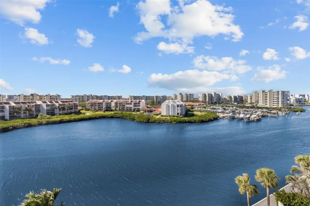 7400 Sun Island Drive S South Pasadena FL 33707