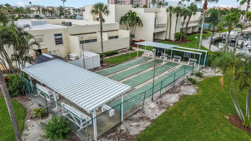7400 Sun Island Drive S South Pasadena FL 33707