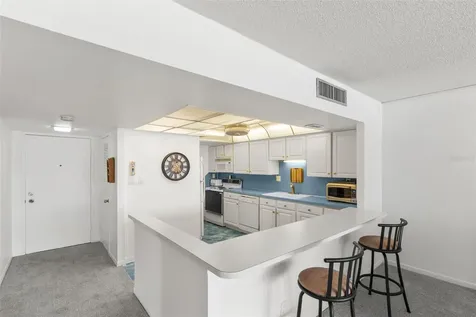 7400 Sun Island Drive S South Pasadena FL 33707