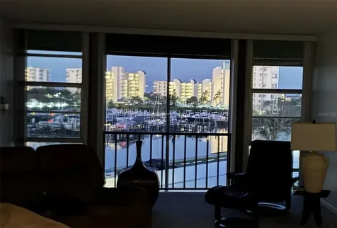 7400 Sun Island Drive S South Pasadena FL 33707