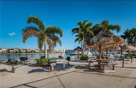 7400 Sun Island Drive S South Pasadena FL 33707
