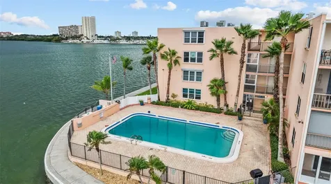 7400 Sun Island Drive S South Pasadena FL 33707