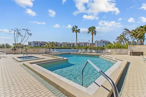 7400 Sun Island Drive S South Pasadena FL 33707
