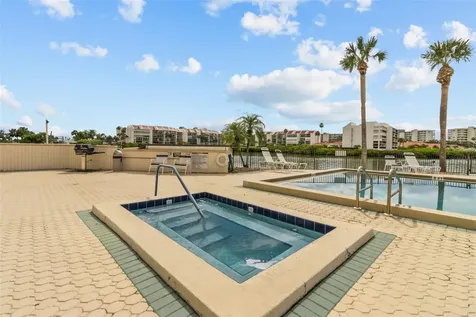 7400 Sun Island Drive S South Pasadena FL 33707