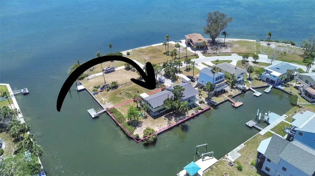6400 Driftwood Drive Hudson FL 34667