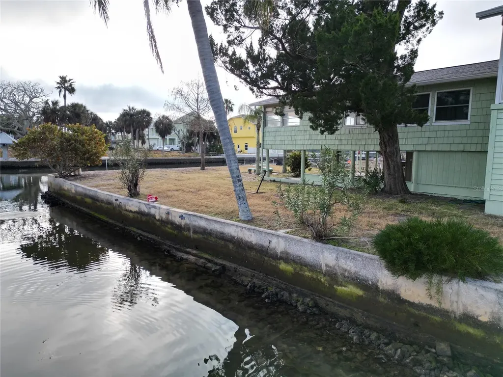 6400 Driftwood Drive Hudson FL 34667
