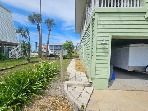 6400 Driftwood Drive Hudson FL 34667