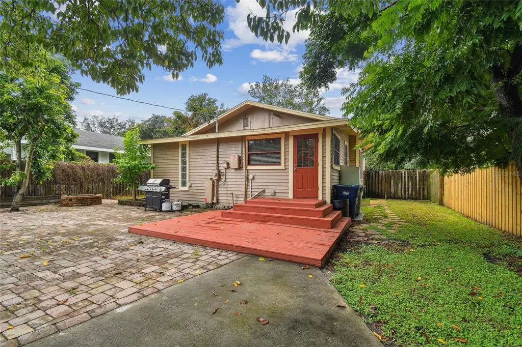 5706 N Branch Avenue Tampa FL 33604