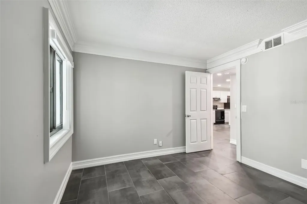 2942 W Bay Drive Belleair Bluffs FL 33770