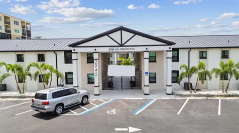 2942 W Bay Drive Belleair Bluffs FL 33770