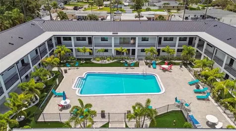 2942 W Bay Drive Belleair Bluffs FL 33770