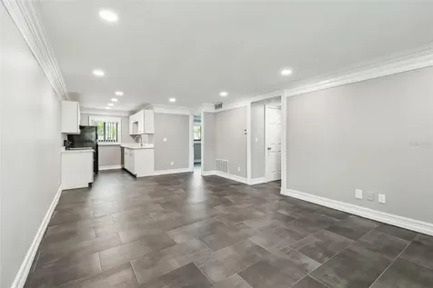 2942 W Bay Drive Belleair Bluffs FL 33770