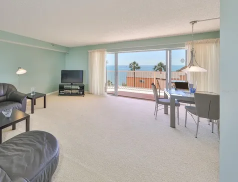 7430 Sunshine Skyway Lane S St Petersburg FL 33711