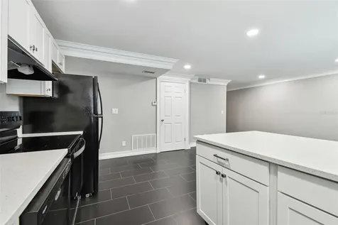 2942 W Bay Drive Belleair Bluffs FL 33770