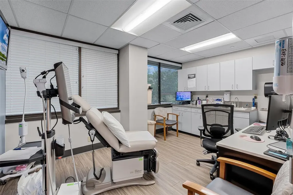 661 E Altamonte Drive Altamonte Springs FL 32701