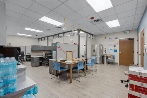 661 E Altamonte Drive Altamonte Springs FL 32701