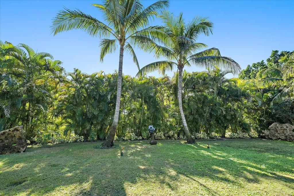 1643 S Lakeshore Drive Sarasota FL 34231