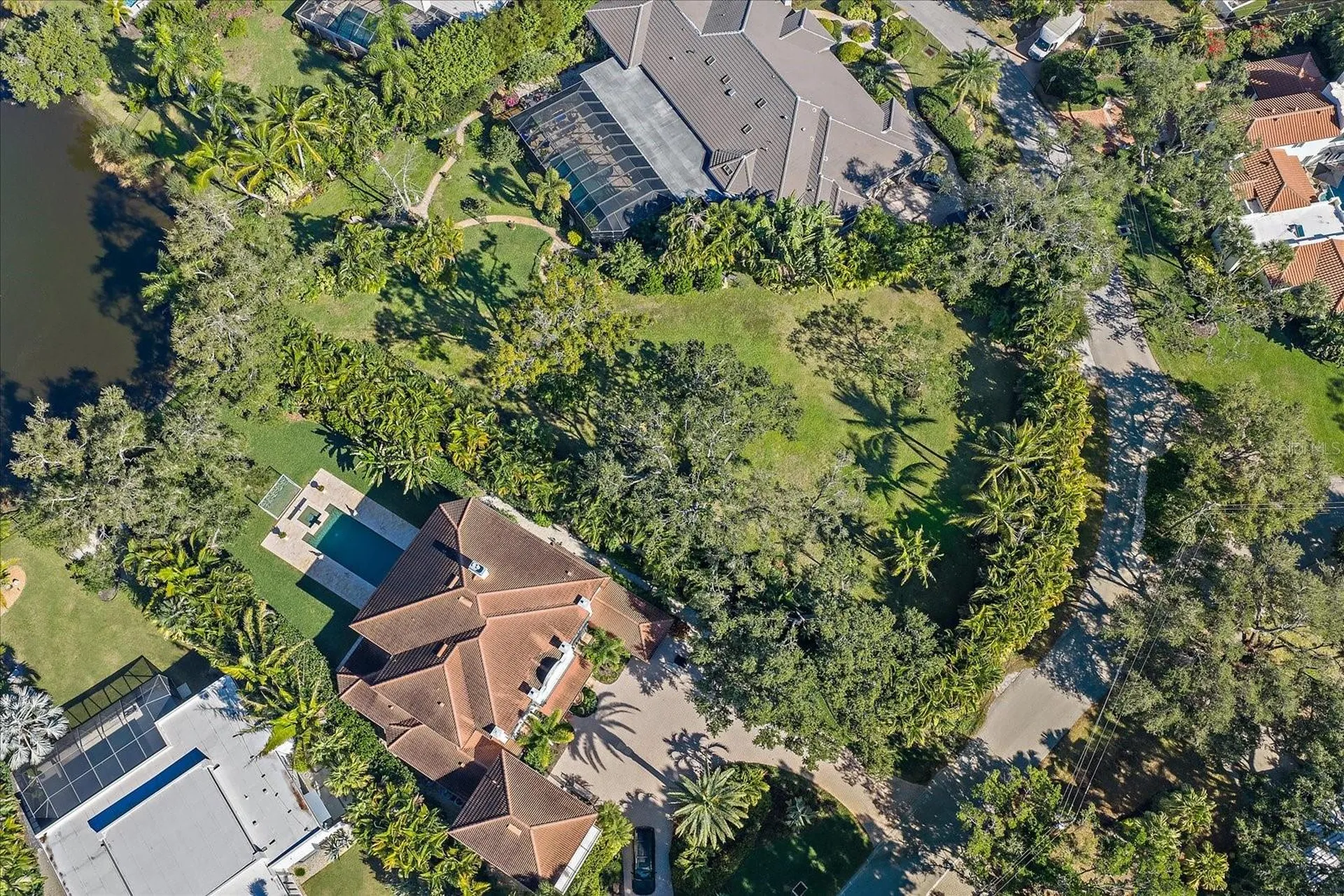 1643 S Lakeshore Drive Sarasota FL 34231